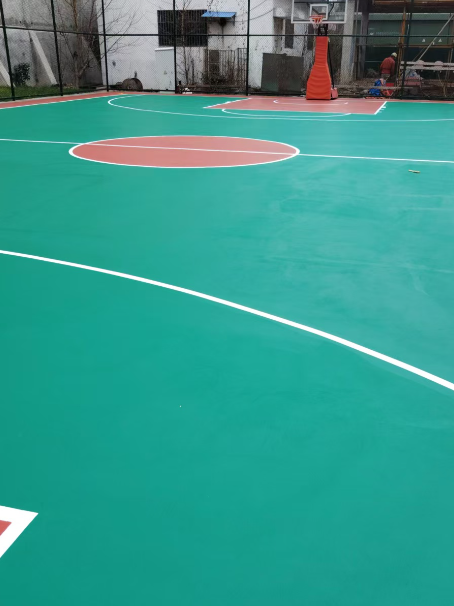 汤阴 球场长期使用易出现地面开裂